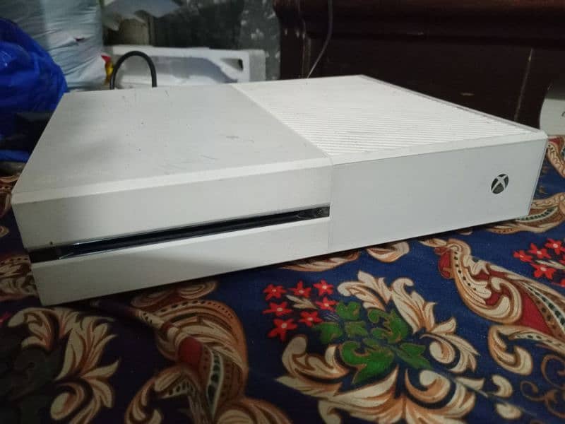 xbox one 1tb for sale with tekken controller 1