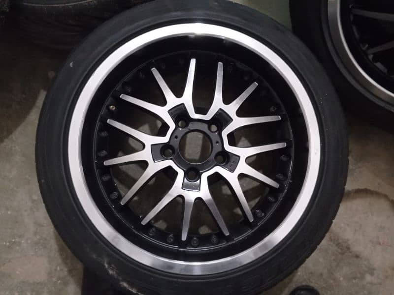 Almost Brand new Alloyrims with Tyres Staggered 17". . urgent sale 0