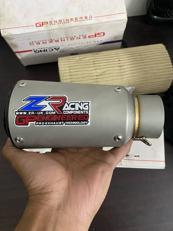 zr racing exhaust 3