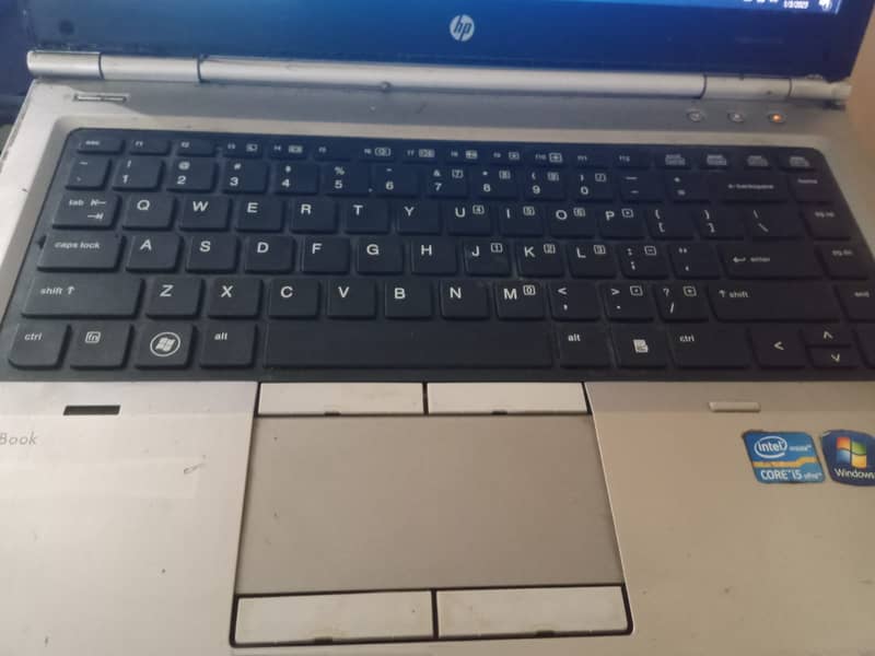 HP EliteBook 8470p 3