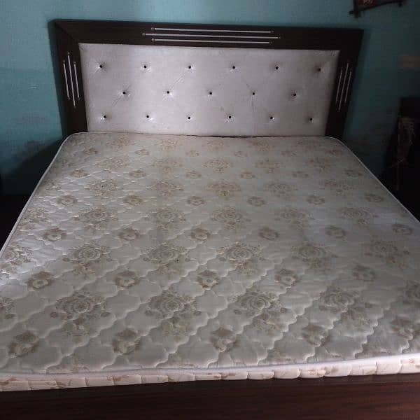 King size Bed 2