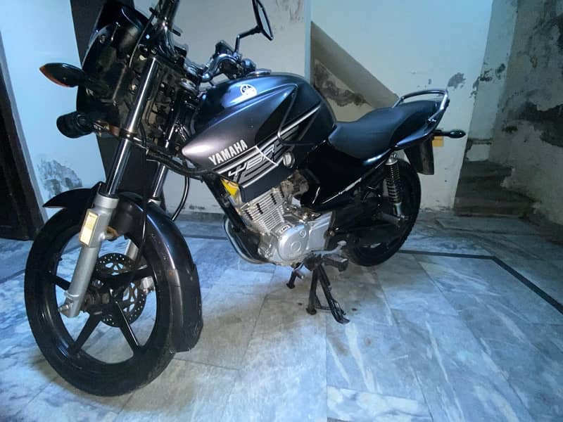 ybr 125R 11