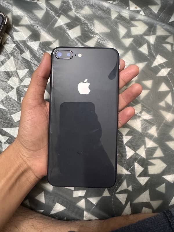 iPhone 8 Plus 64 GB pta approved 1