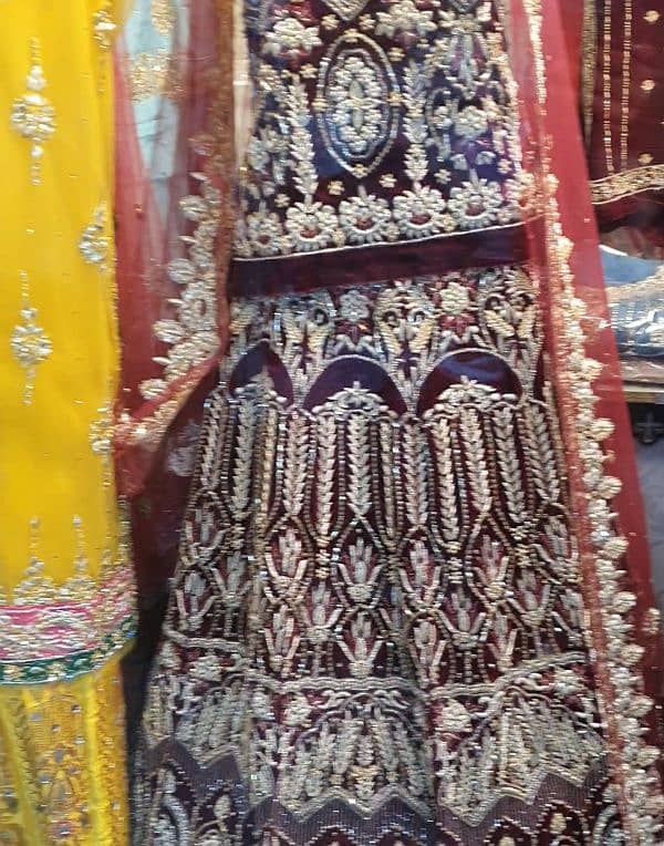 new designer bridal lehnga available 5