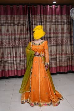 mehndi lehnga orange