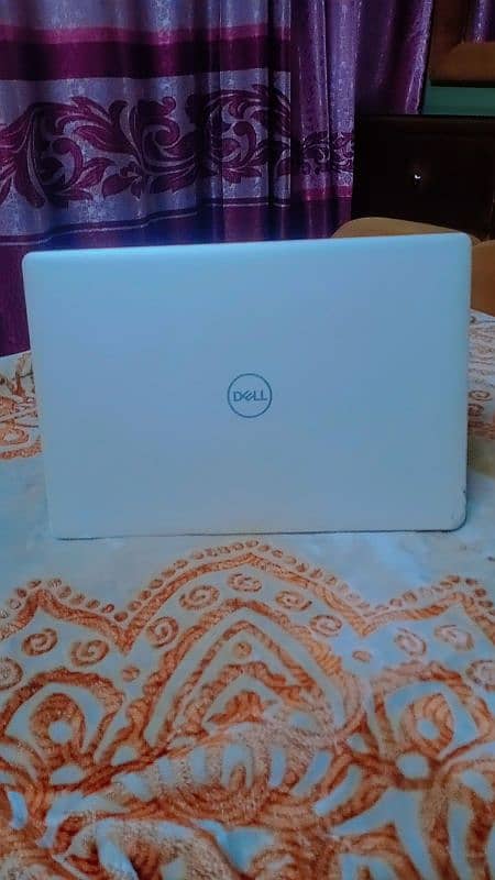 Dell laptop for sale 4th generation Ram 8 with 256 ssd 0