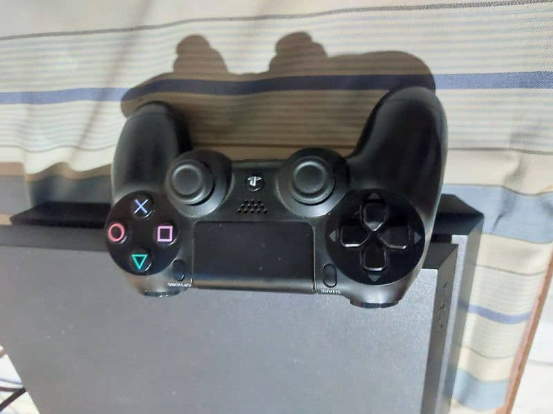 PlayStation 4 2