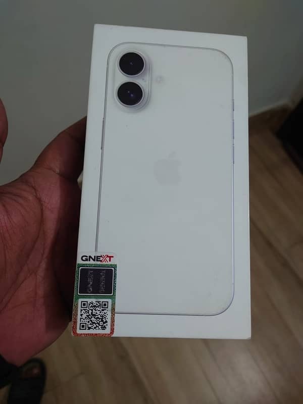 iphone16 128gb PTA Approved with Box 7