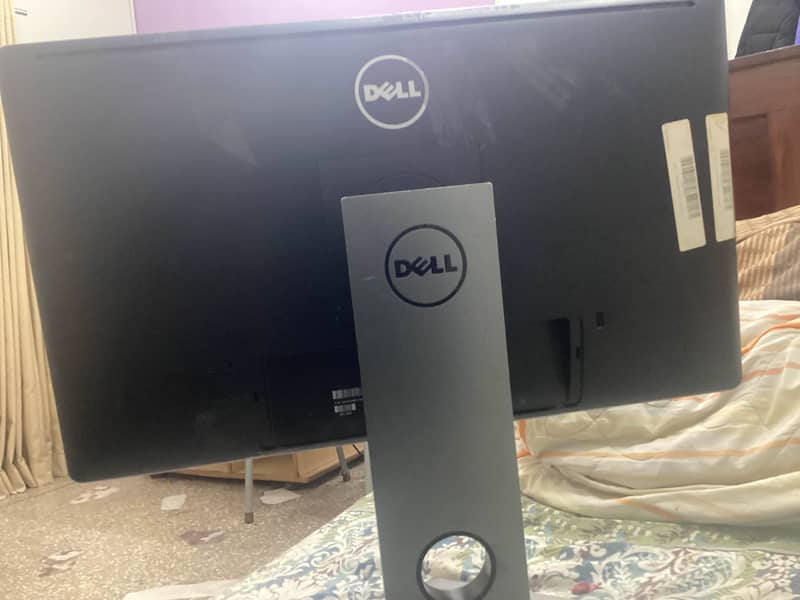 Selling my Dell Monitor (P2414H) 2