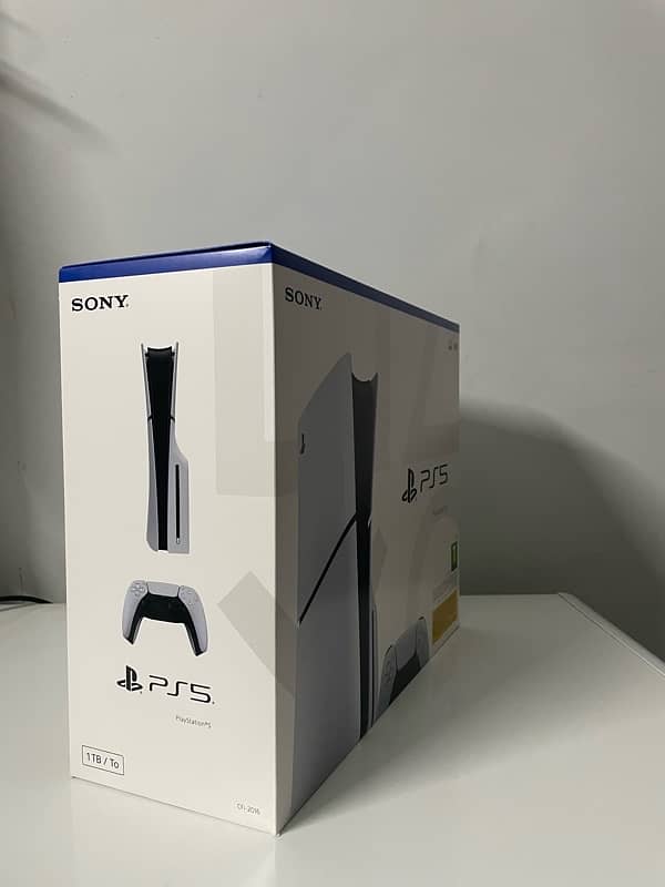 Ps5 Slim 1tb box packed 2