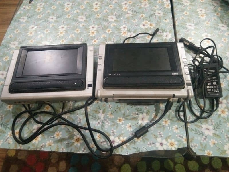 car back set LCD with DVD/CD video player 8