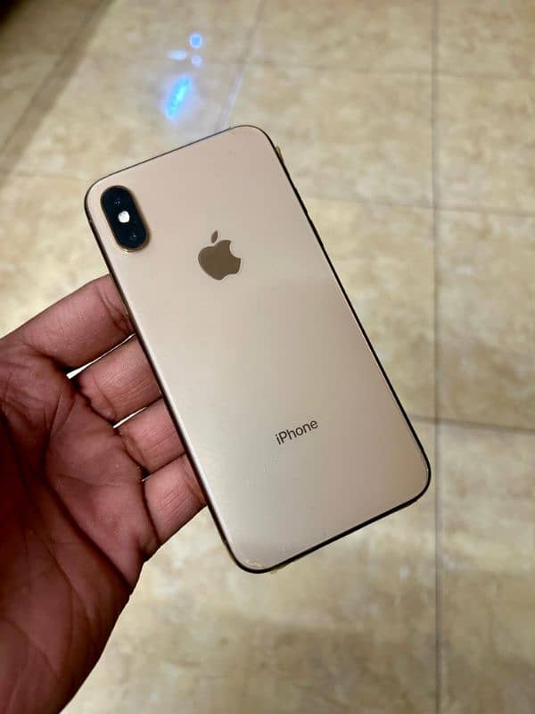 iPhone Xs 64gb Non PTA 1