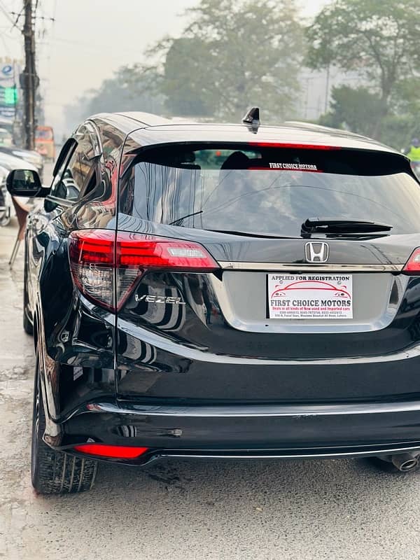 Honda Vezel RS Honda Sensing 2019 4