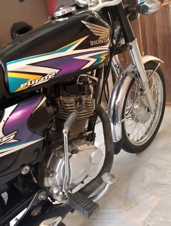 Honda Cg125 6