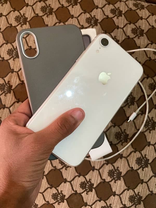 iPhone xr 0