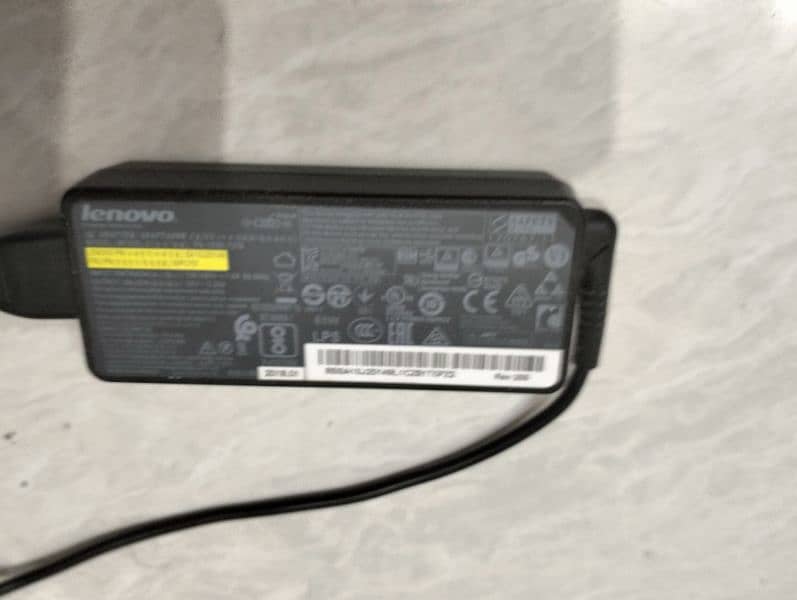 Lenovo 65W adapter 0