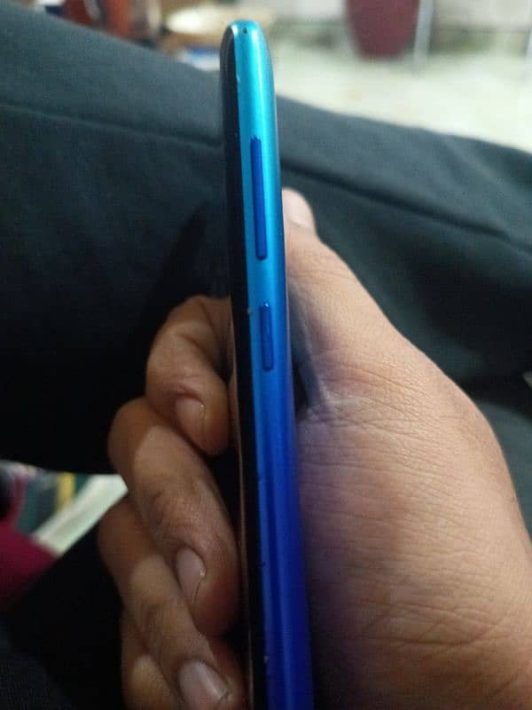 magic itel 3 blue colour 1