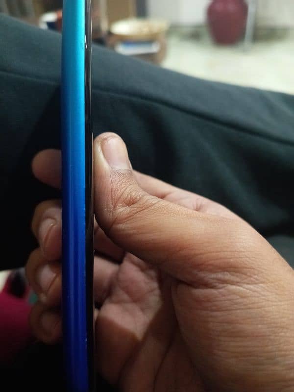 magic itel 3 blue colour 2