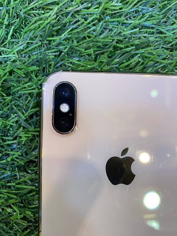 Iphone xs max 8