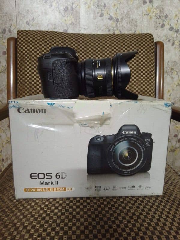 Canon 6D mark 2 with lens 19