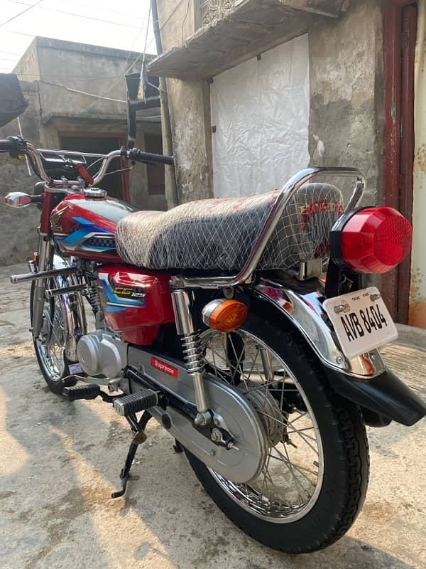 Honda 125 2024 Model Brand New All Punjab Number 5