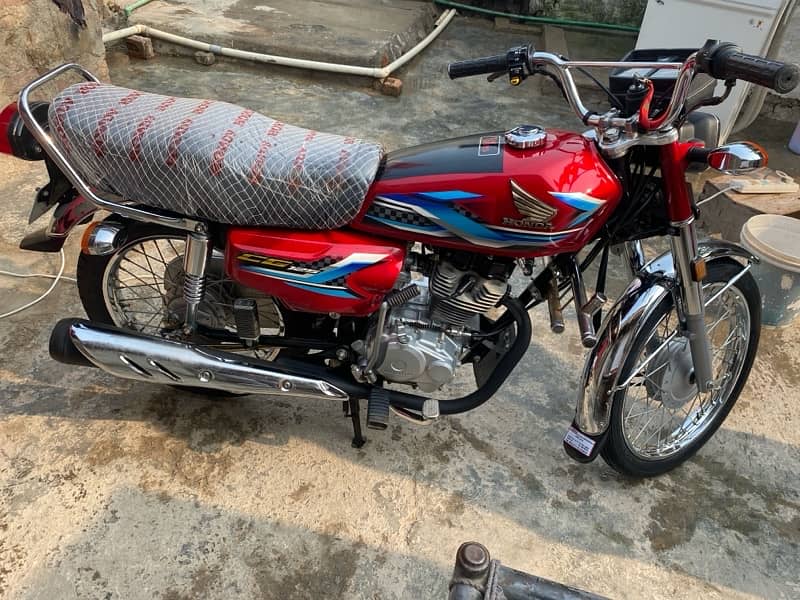 Honda 125 2024 Model Brand New All Punjab Number 6