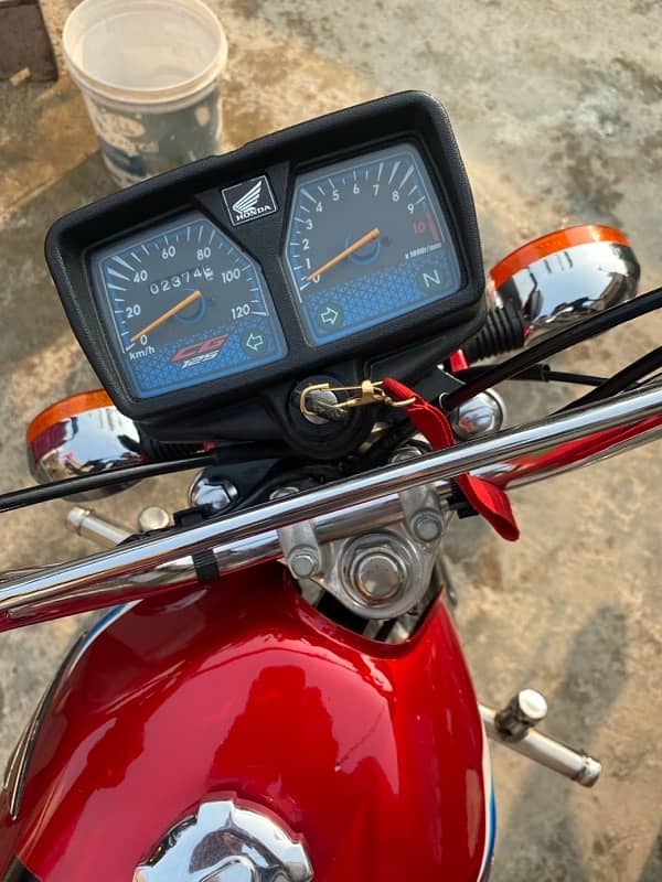 Honda 125 2024 Model Brand New All Punjab Number 8