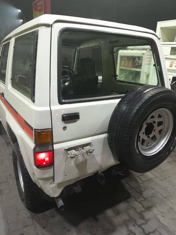 Daihatsu Rocky Jeep Excellent Condition 3