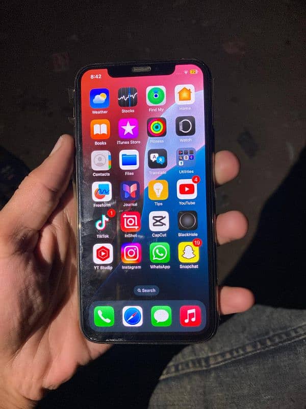 I phone 11 PRO 5