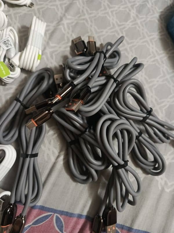 Cooper cable available not a single piece quantity 2