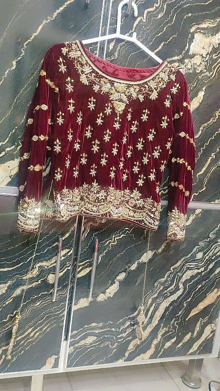 full heavy bridal lahinga and tail doppata. full hand made kam 6