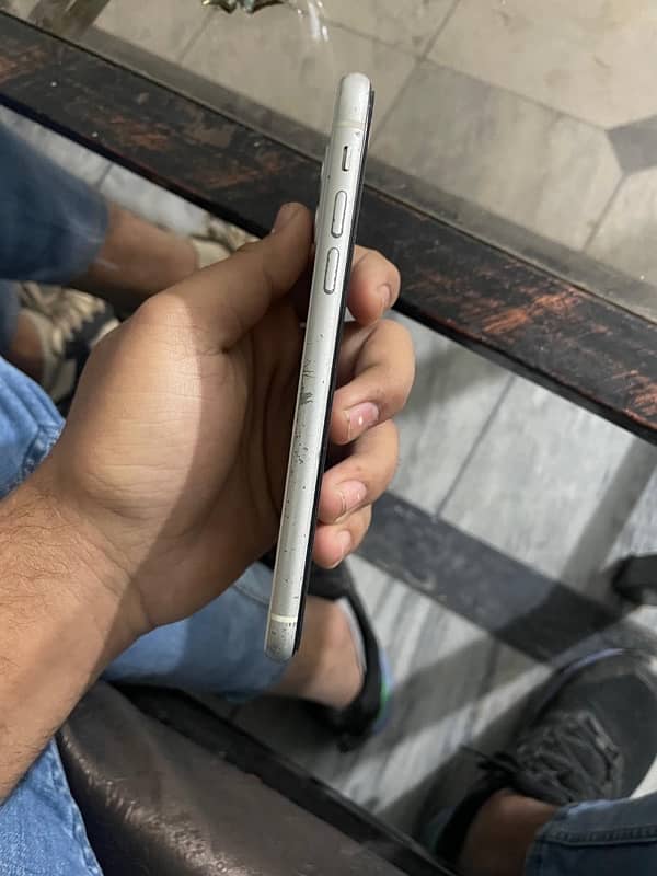 I phone 11 64 gb factory unlock 0