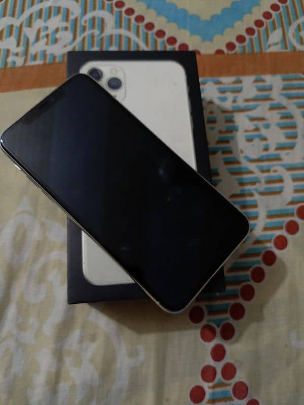 Iphone 11 Pro Max 256 Dual PTA Full box 2