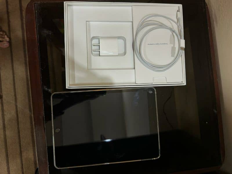 ipad 9 - new came from abroad 0