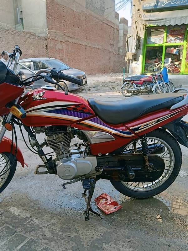 Honda 125 dream 2