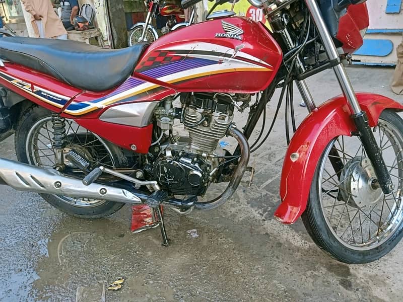 Honda 125 dream 4