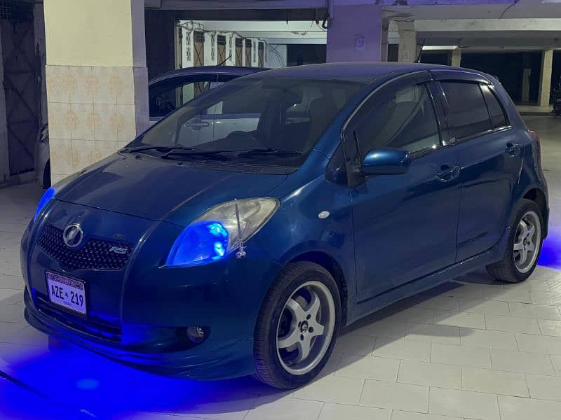 Toyota Vitz 2007 3