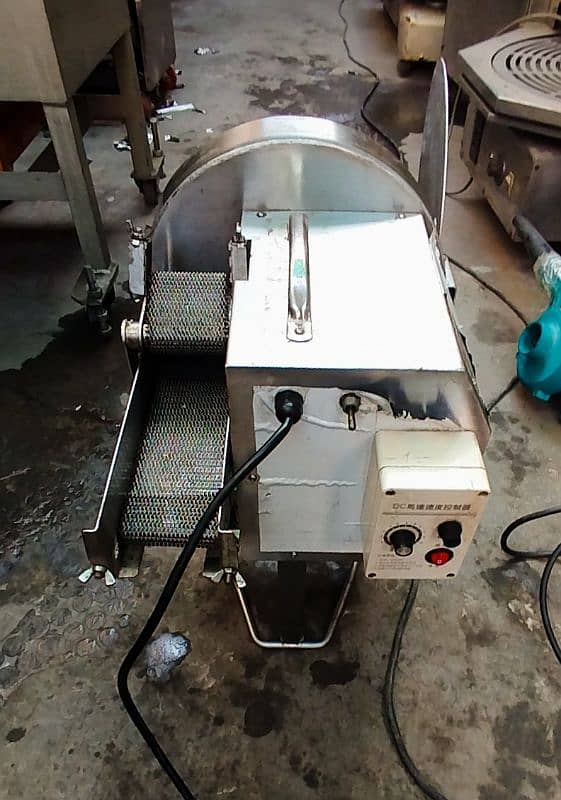 Noodles maker machine imported Japan commercial steel body 220 voltage 17