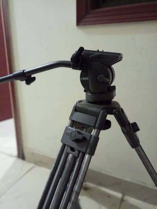 libec H65 head with tripod good working 1