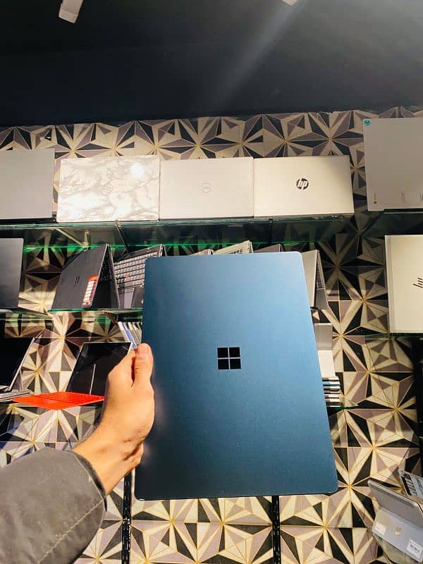 Microsoft Surface Laptop 3 | i5-10th | 16/256 | COD from FSD 7