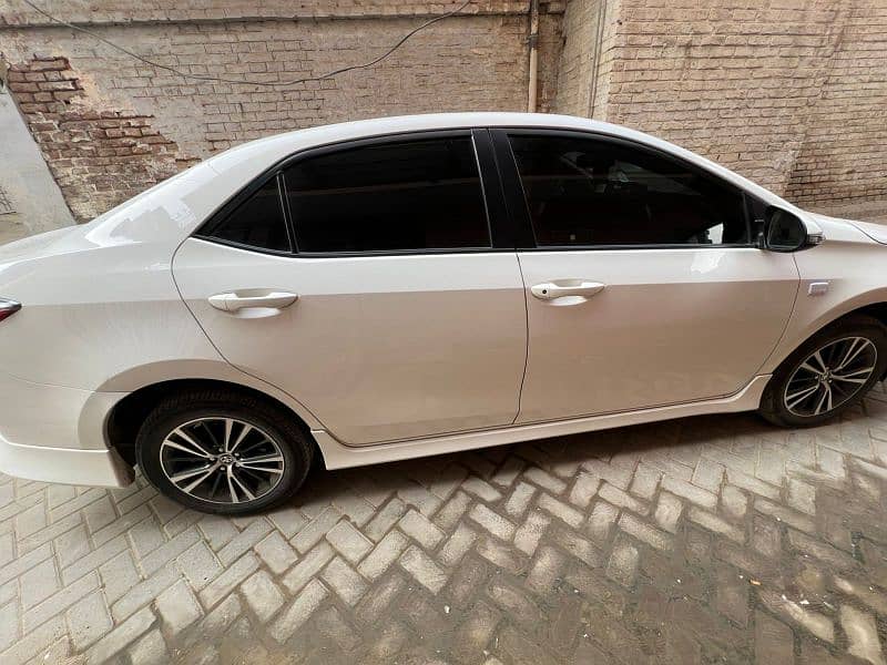 Toyota Corolla Altis 2022 3