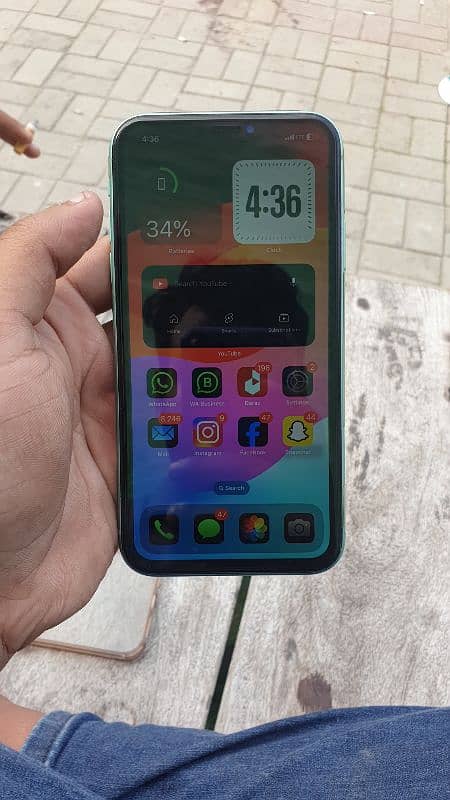 Iphone 11 64Gb Green Color non pta 1