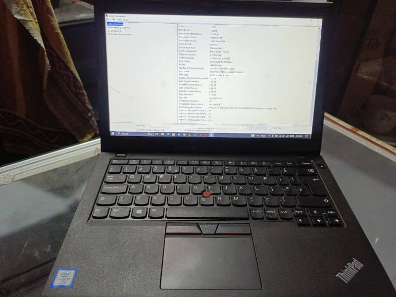 LENOVO THINKPAD X270 8GB i5, 6GEN 6