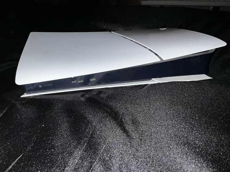 LIKE NEW, PS5 SLIM 0