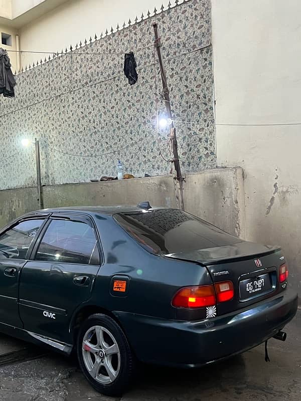 Honda Civic EXi 1995 3