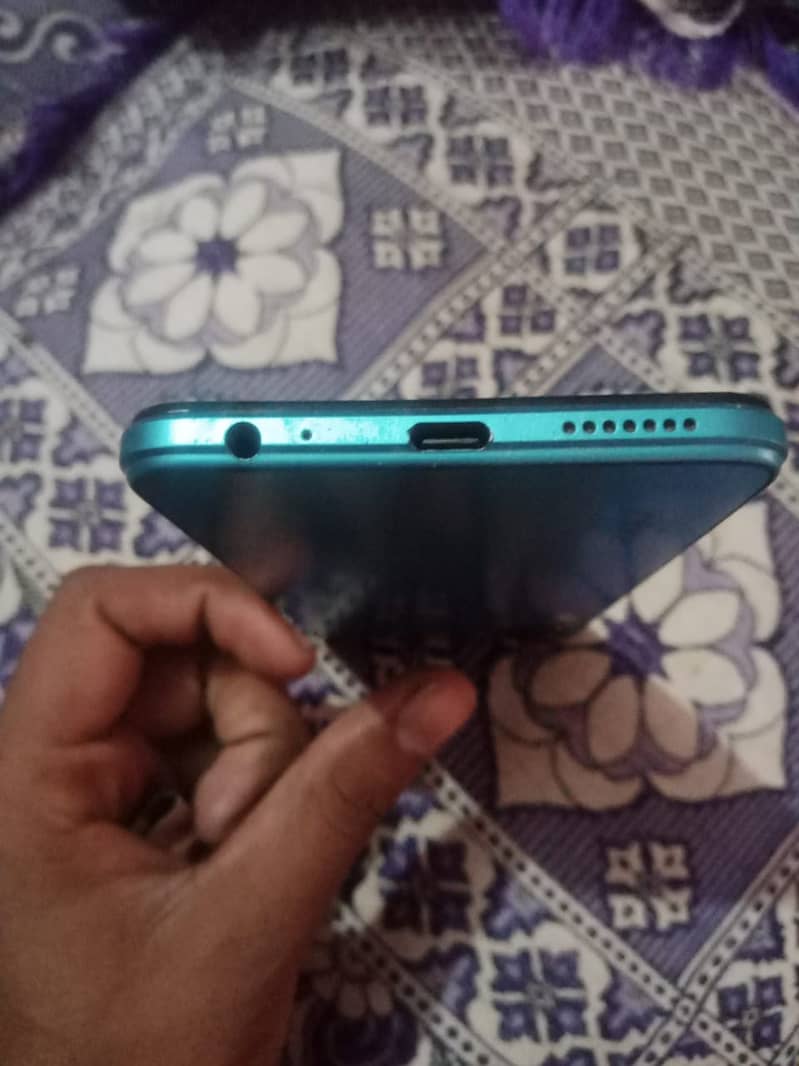 Infinix hot 12 all ok condition 10/10 6+3+5/128 3