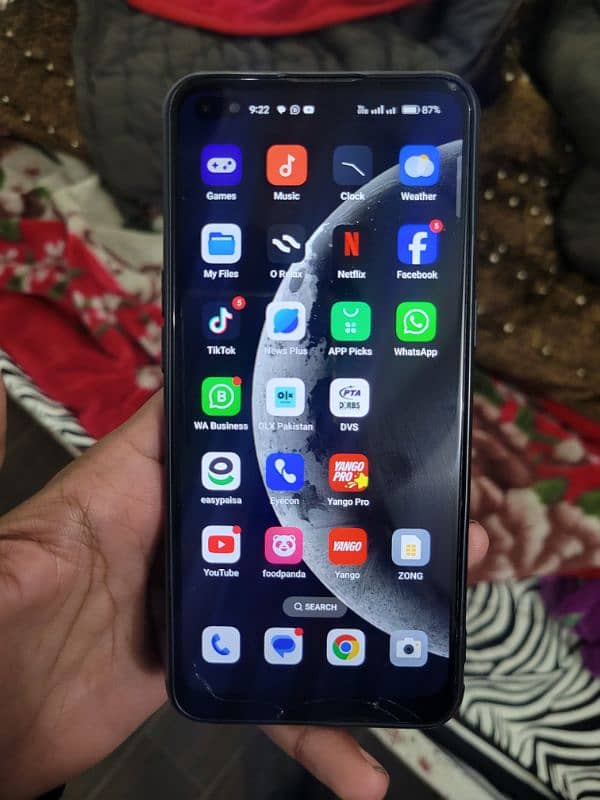 Mobile ki specifications k lye images men note likha hoa hai 13