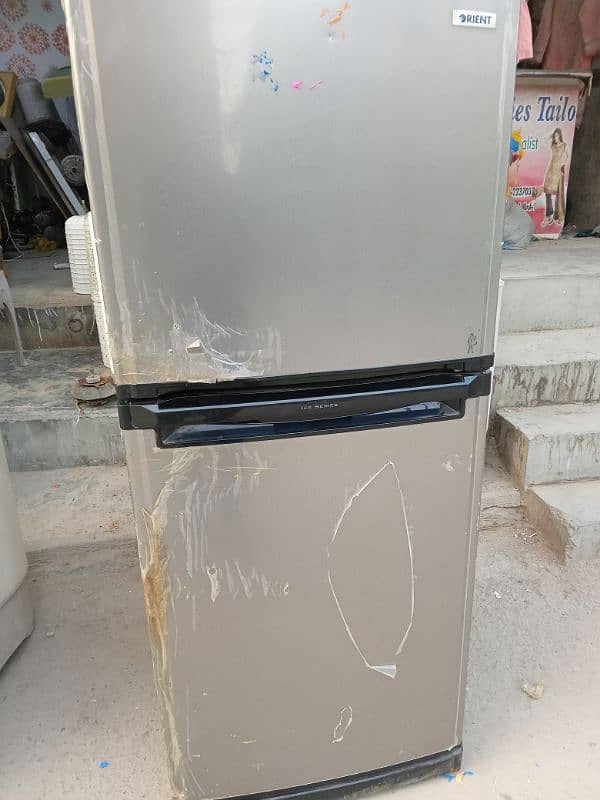 Orient medium size fridge 3