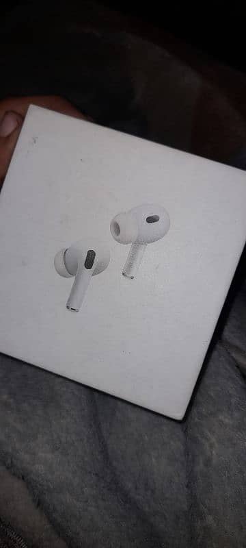 airpods pro 2nd gen 0