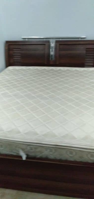 double bed with mattress 0